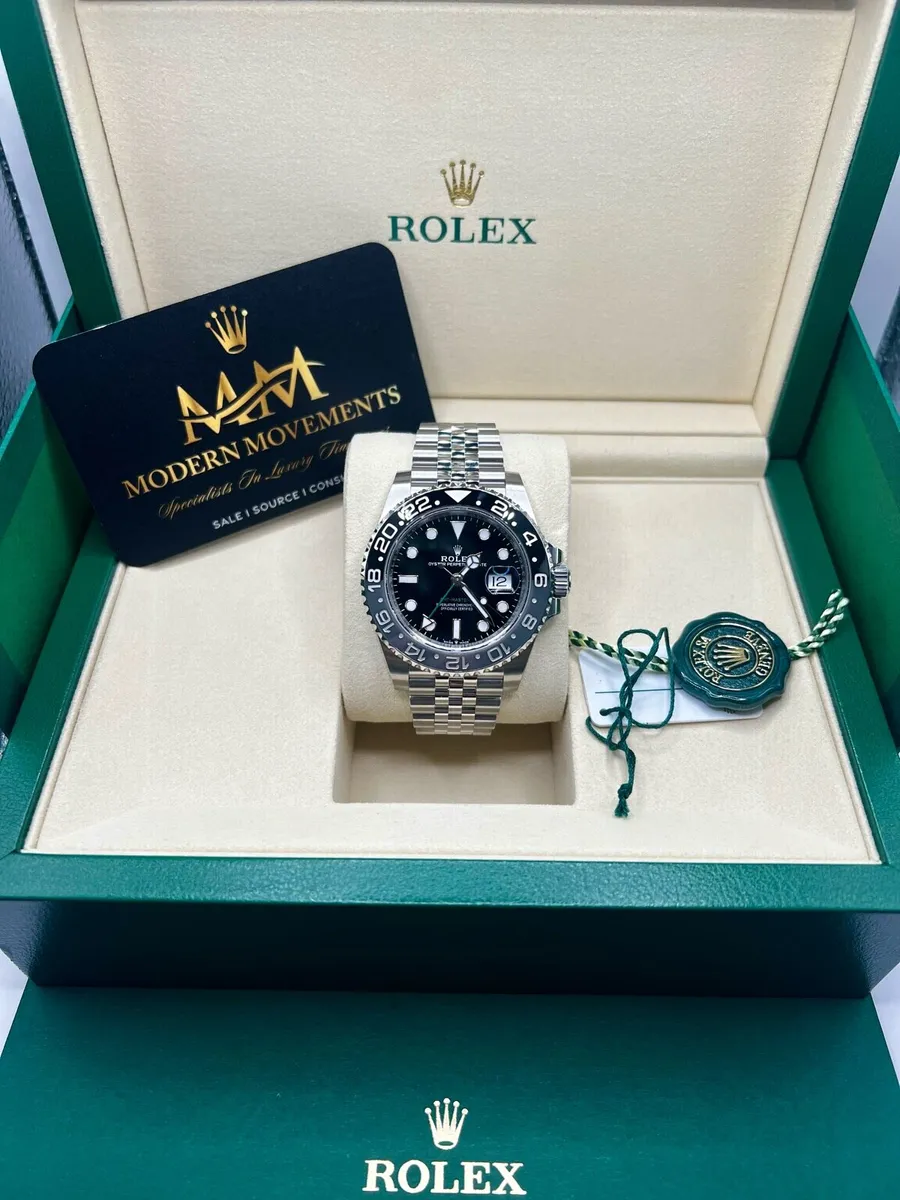 2025 Rolex gmt master ii “ Bruce Wayne “ jubilee - Image 1
