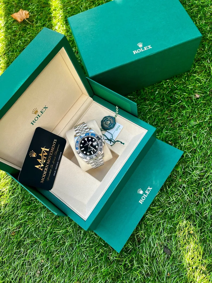 2025 Rolex gmt master ii “ Bruce Wayne “ jubilee - Image 4