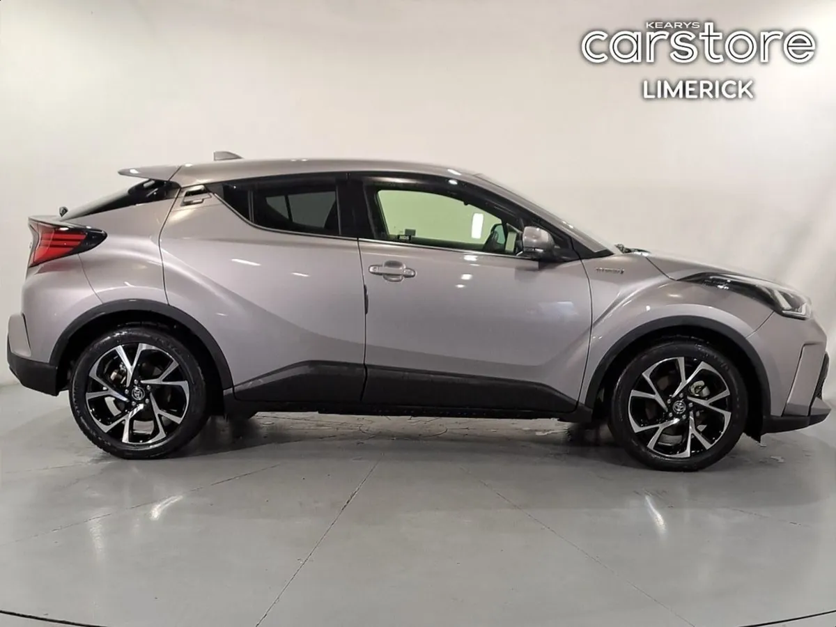 Toyota C-HR 1.8 PET Hybrid Auto - Image 2