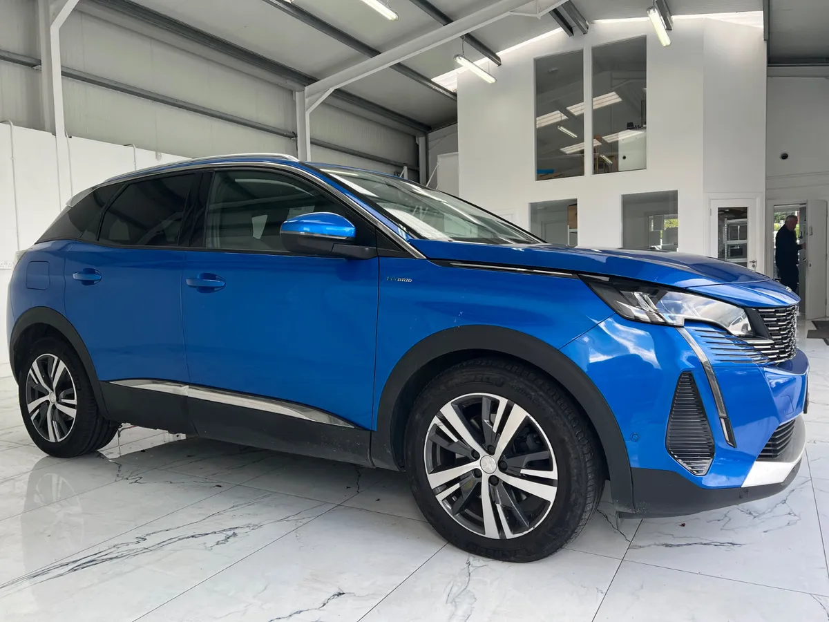 Peugeot 3008 2021 1.6  Automatic Allure Premium - Image 3