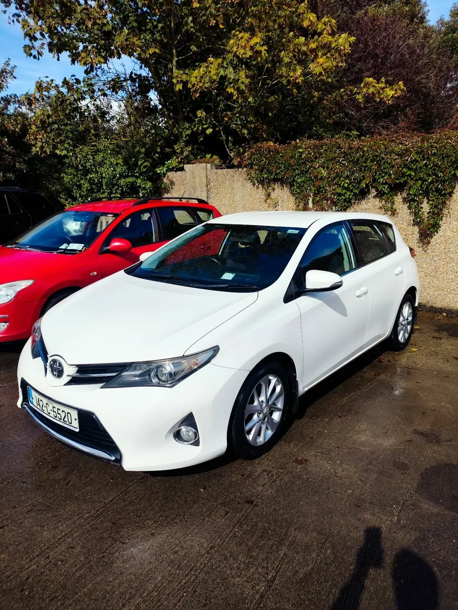 Toyota Auris 2014 - Image 1