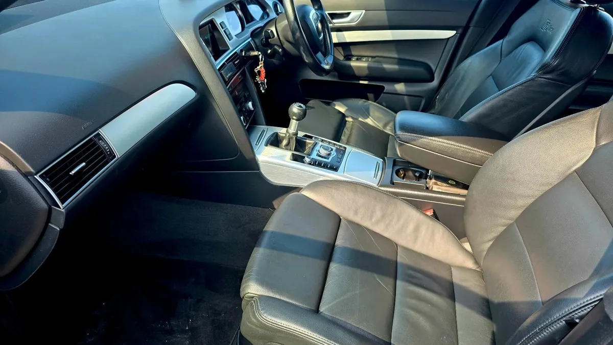 Audi A6 2010 Le Mans - Image 4