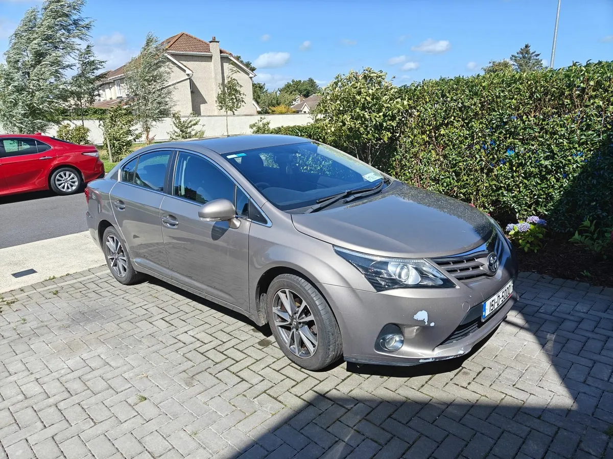 Toyota Avensis 2015 - Image 2