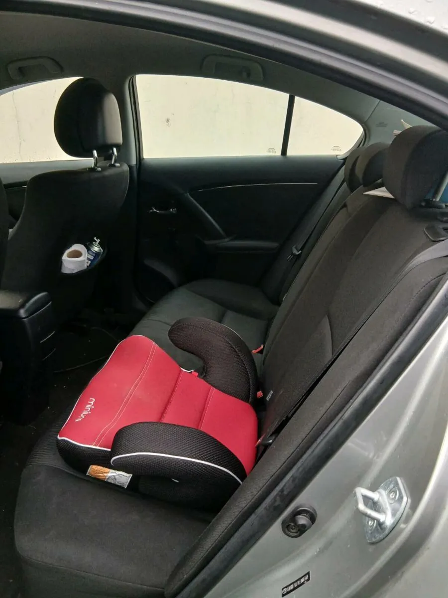 Car - Image 3