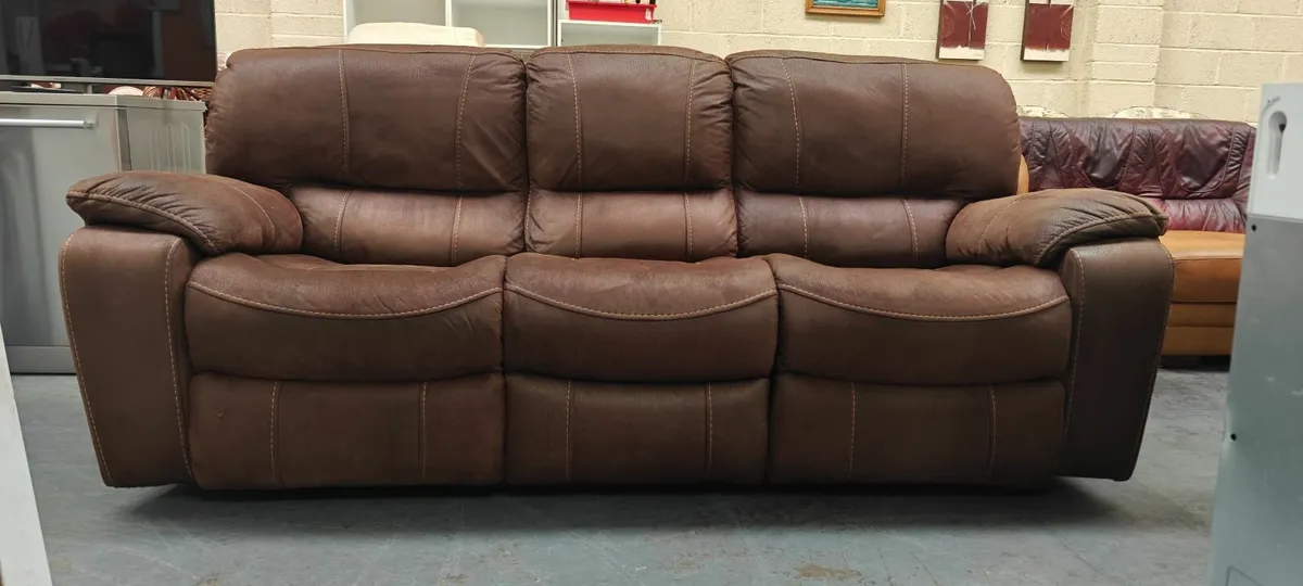 3 Seater Recliner Couch - Image 3