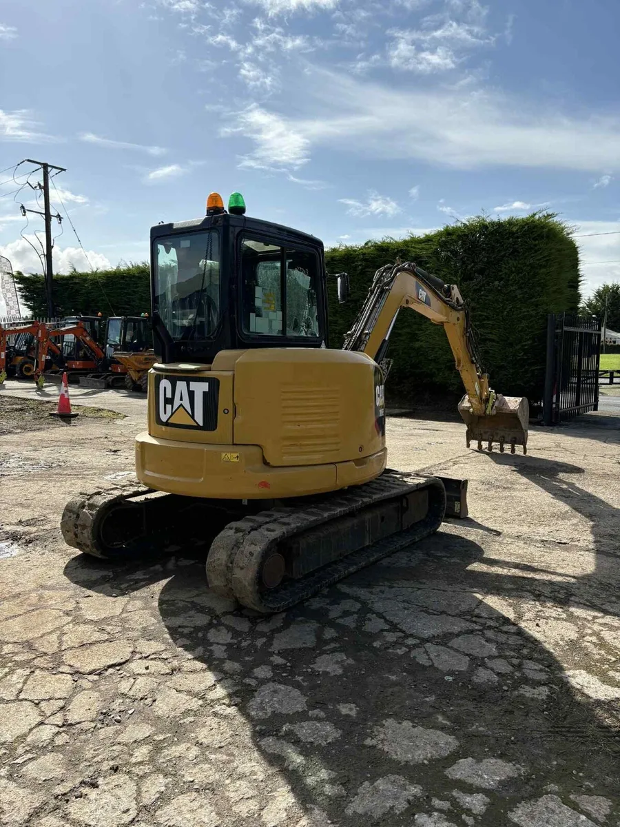 Cat 305 - Image 4
