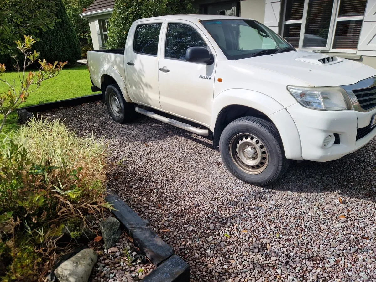 Toyota hilux - Image 2
