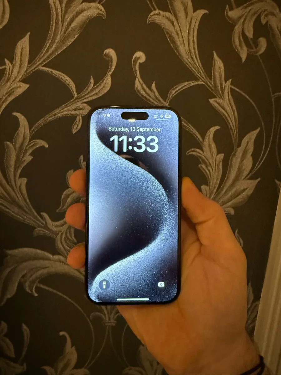 Iphone 15 pro - Image 3