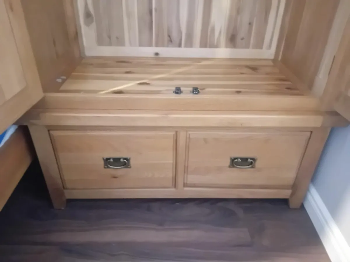 Solid white oak bedroom furniture - Image 1