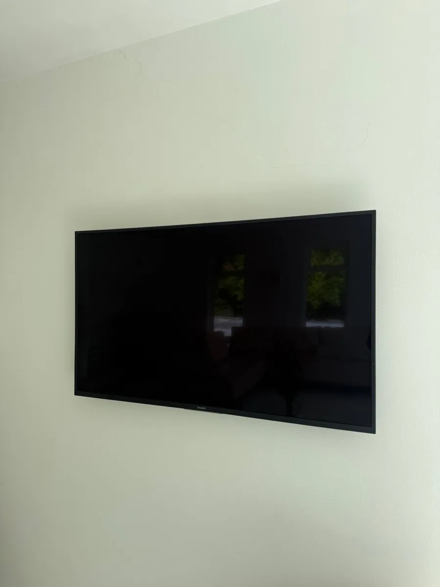Sony 49inch smart tv - Image 1