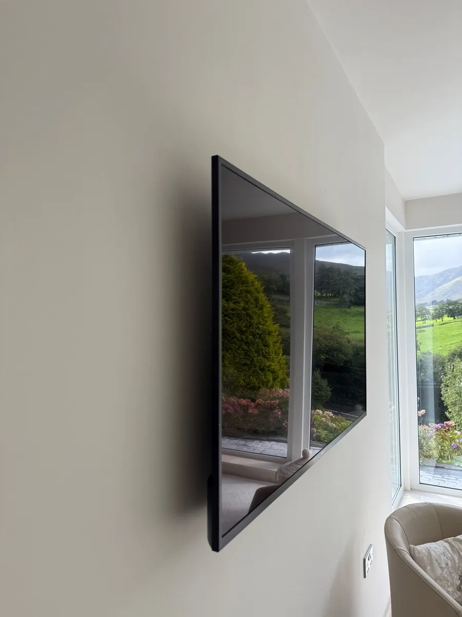 Sony 49inch smart tv - Image 3
