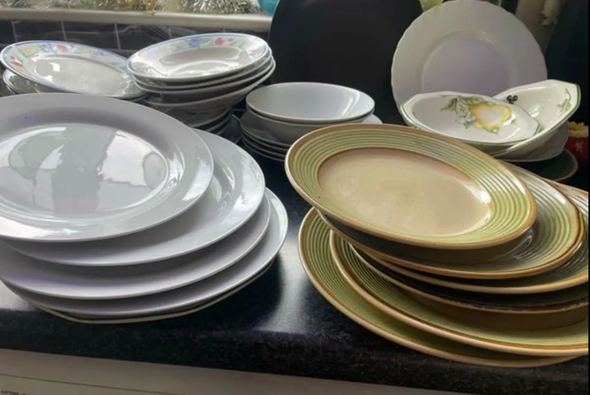 Dishes plates cups - Image 2