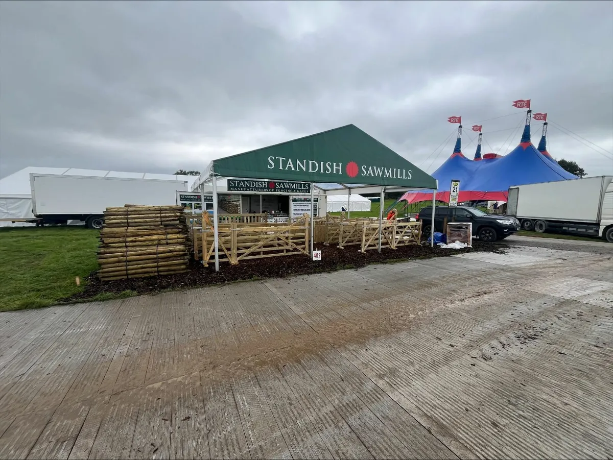 Standish Sawmills Timber Gate Sale – Ploughing2025 - Image 1