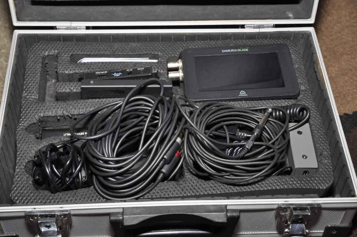 samurai atomos blade digital recorder (mint) - Image 3