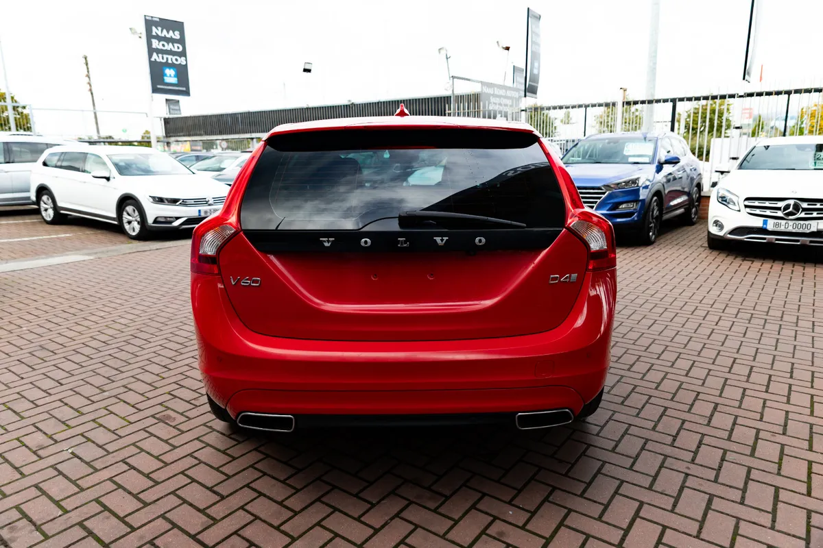 VOLVO V60 2.0D4 SE LUXURY DELUXE 5DR ESTATE AUTOMA - Image 4
