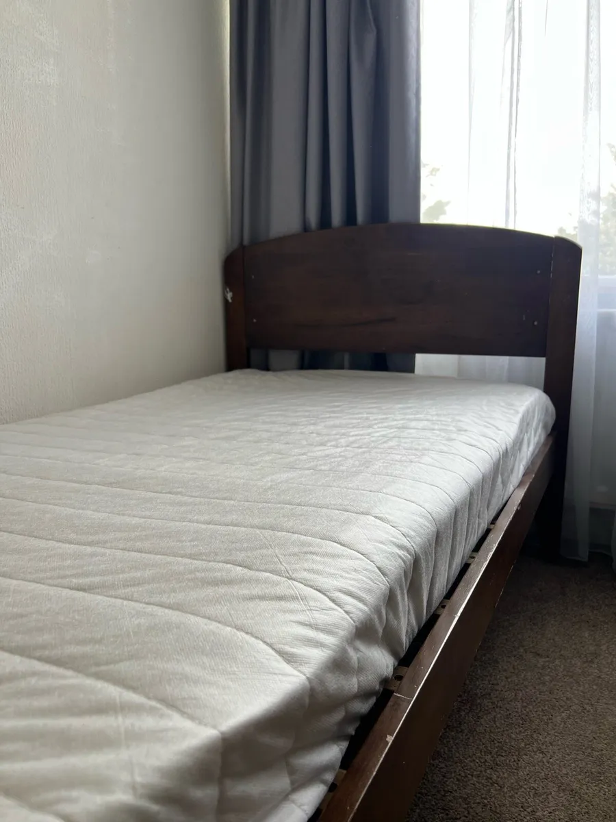 Single bed with mattress - Image 4