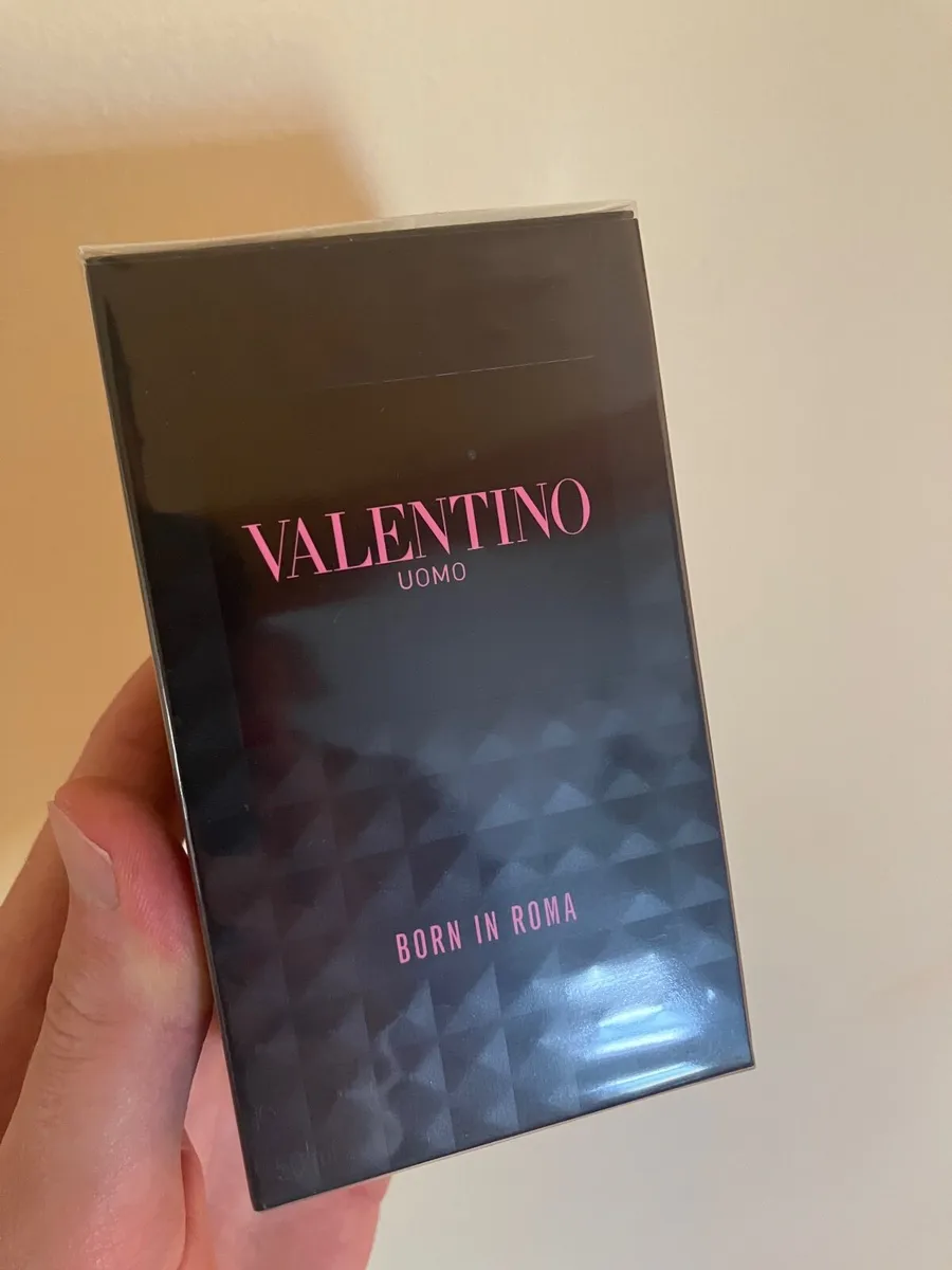 Valentino Uomo 50ml - Image 1