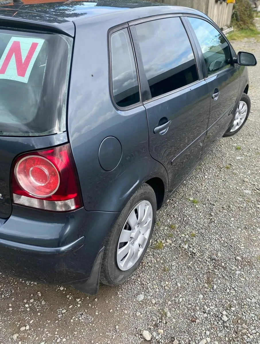 Volkswagen Polo 2009 - Image 4