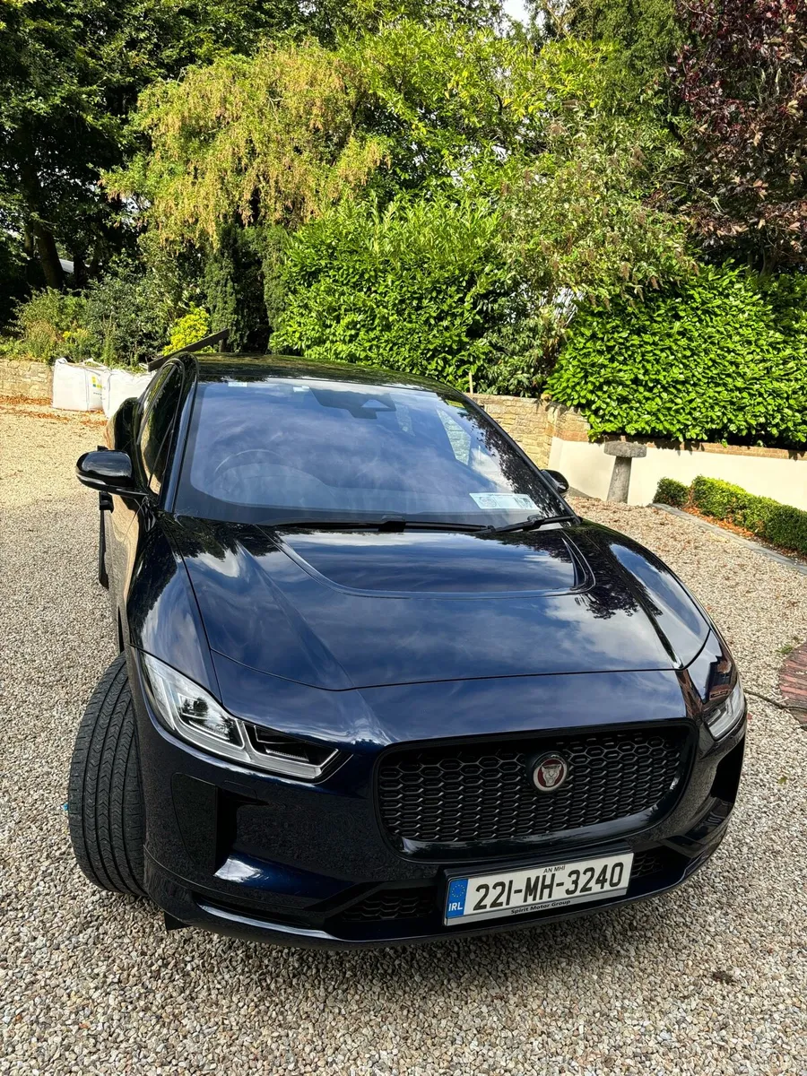 Jaguar IPace EV 400 HSE Black Edition - Image 1