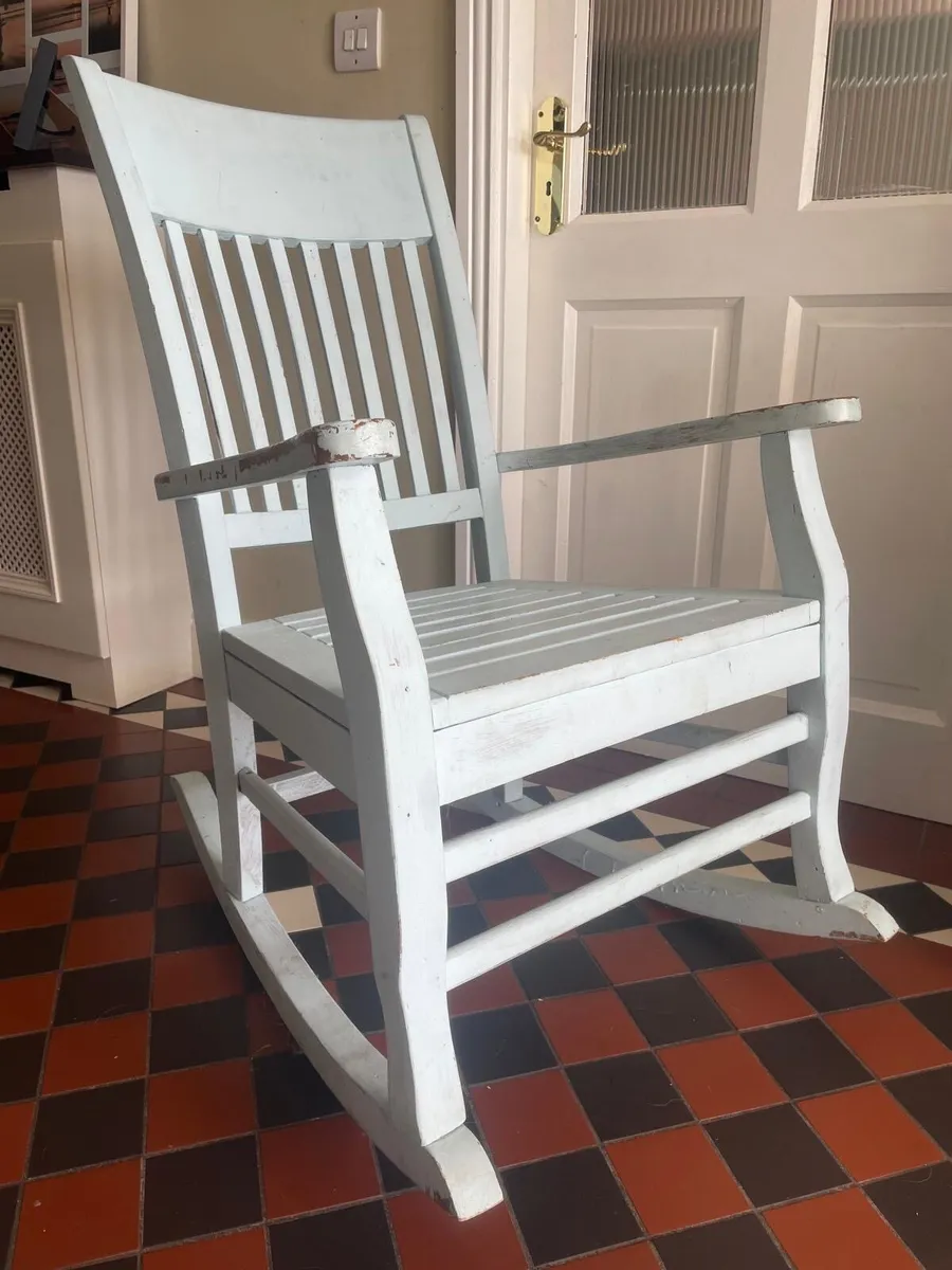 Rocking chair - Image 1