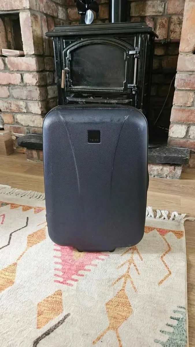 Tripp 2 Wheeled Cabin Hard Shell Bag Suitcase - Image 1