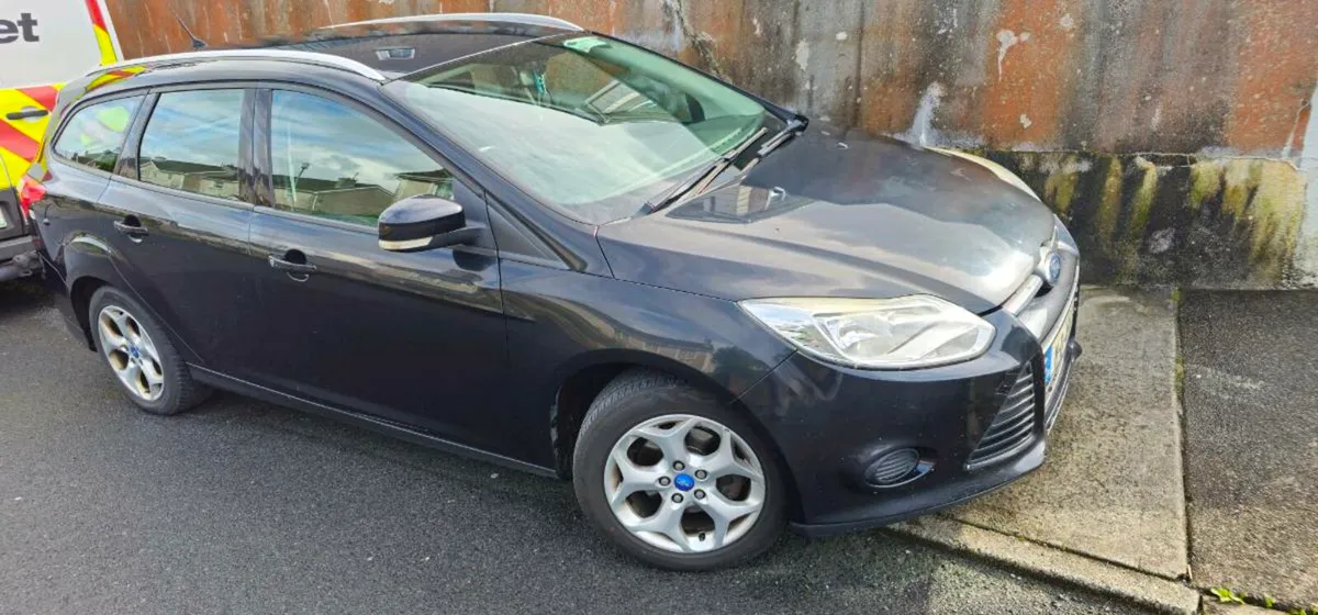 Ford Focus Estate - Image 2