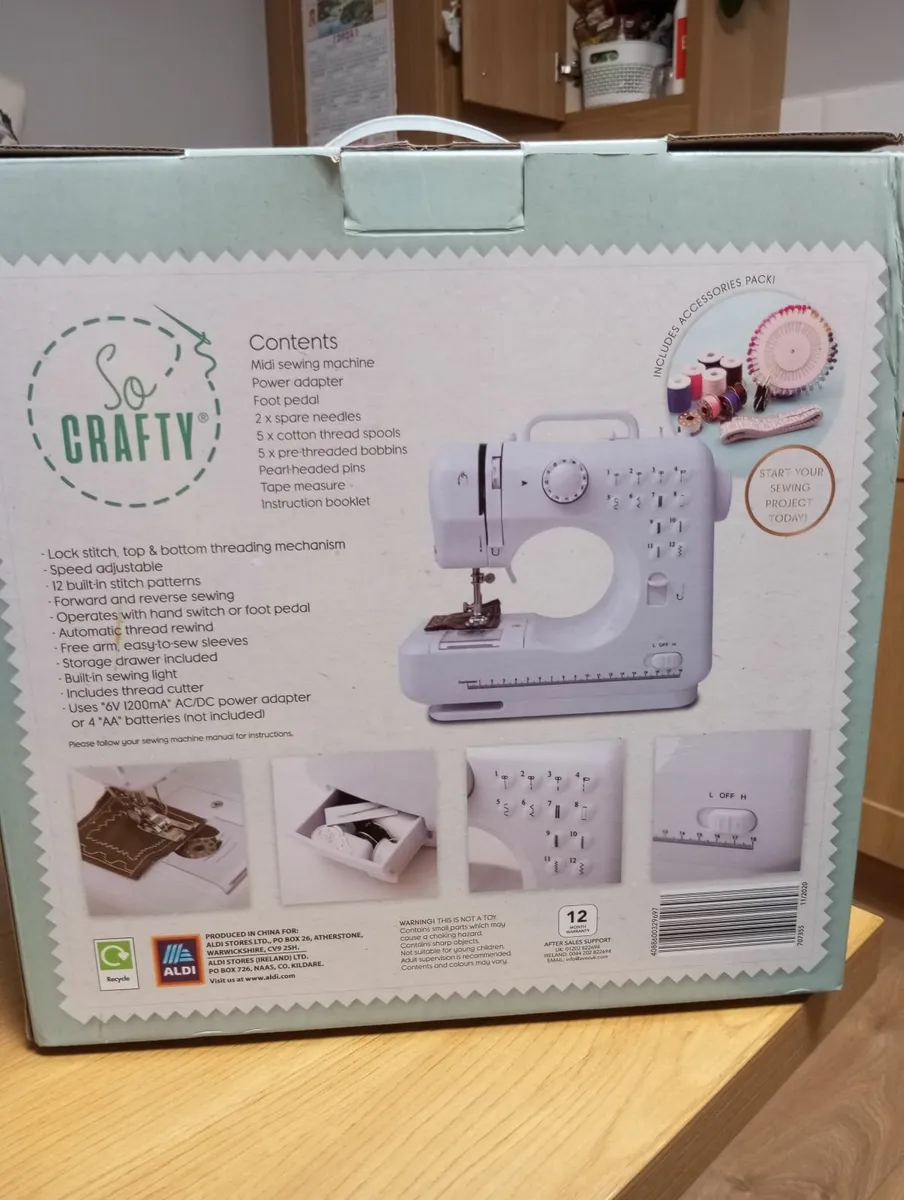Sewing machine - Image 2