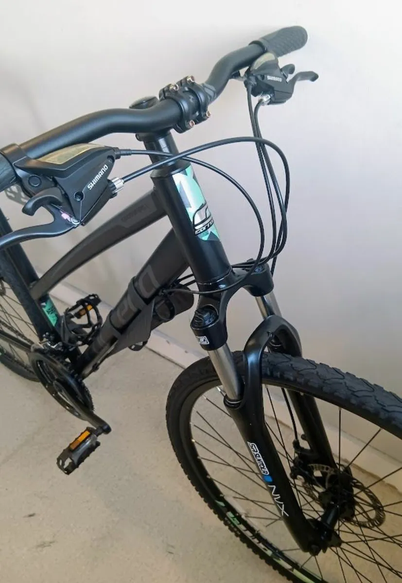Carrera Crossfire 2 Womens Hybrid Bike  (new) - Image 2