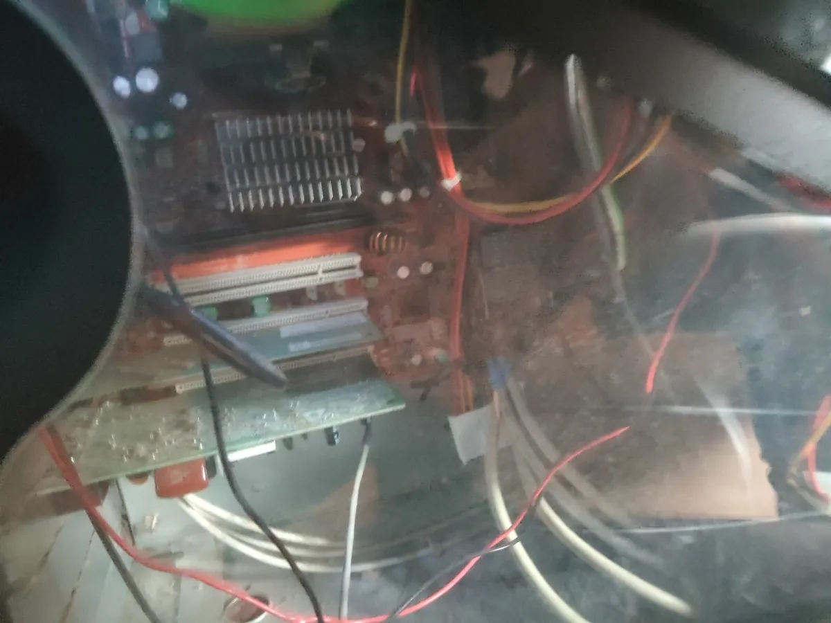 Asus alien ware gaming Computer - Image 2
