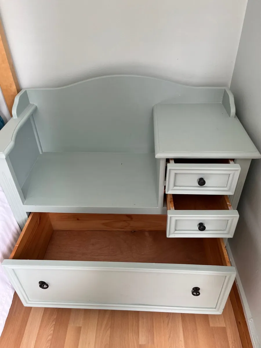 Hall/ bedroom unit - Image 1
