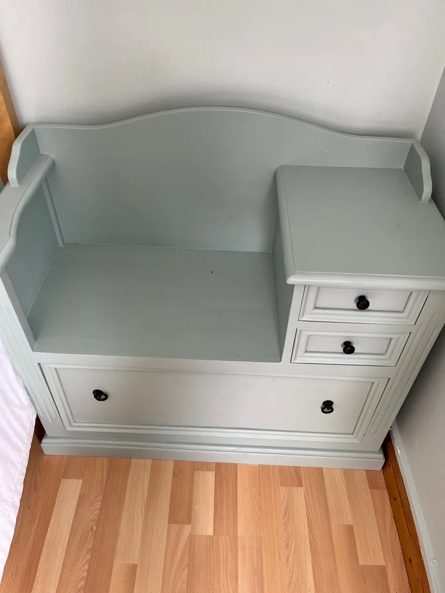 Hall/ bedroom unit - Image 3