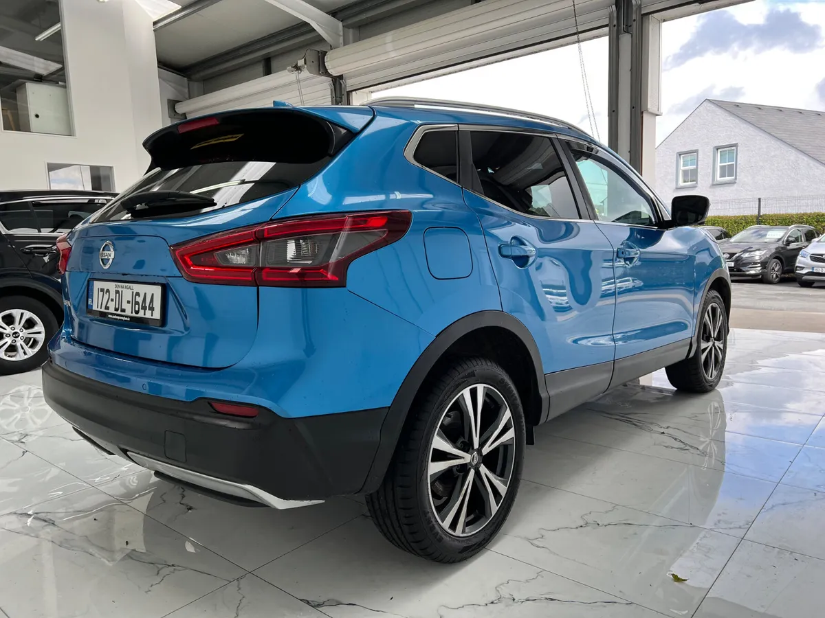 Nissan Qashqai 2017 dci Top Spec - Image 4