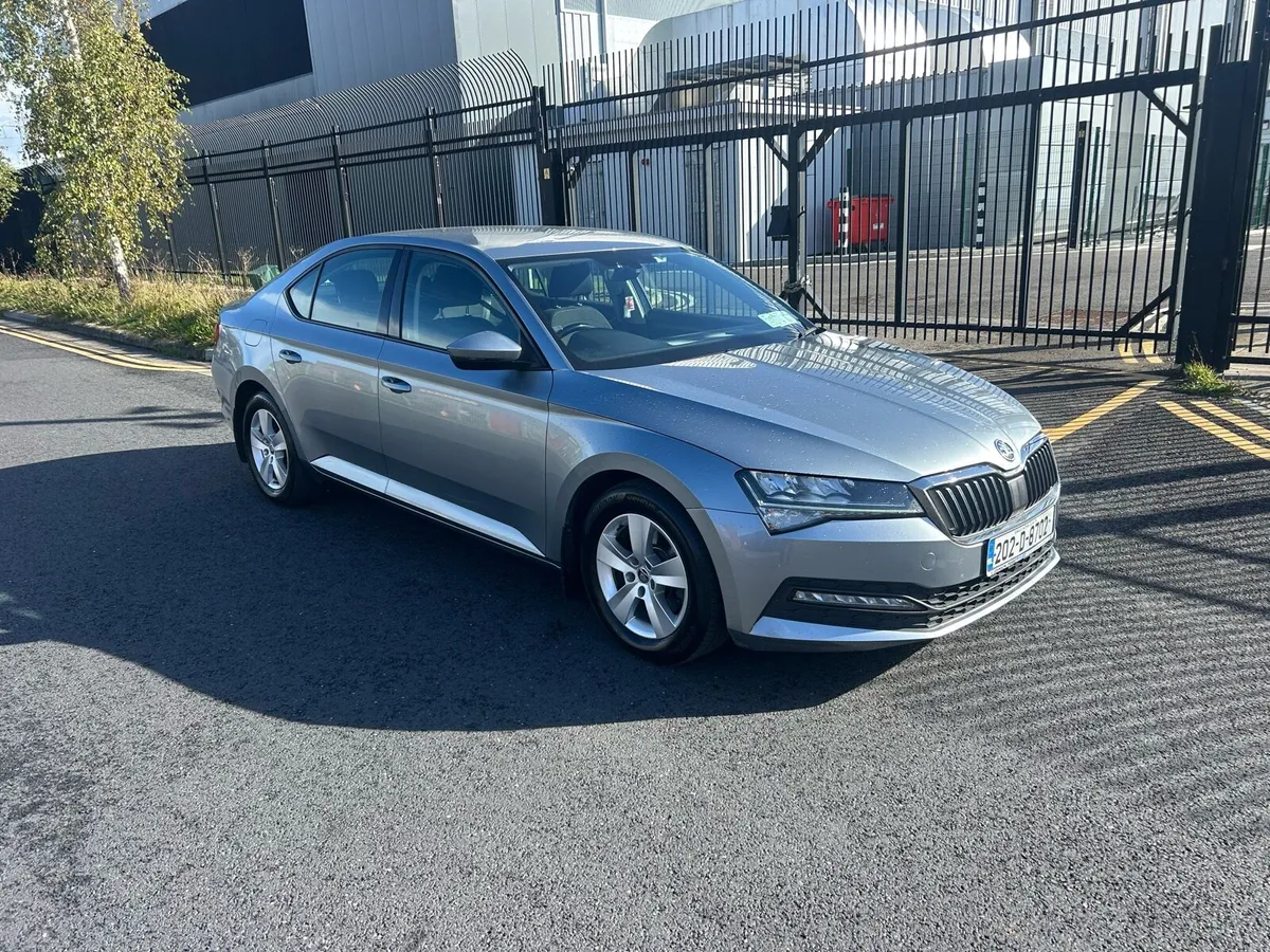 Skoda Superb - Image 1