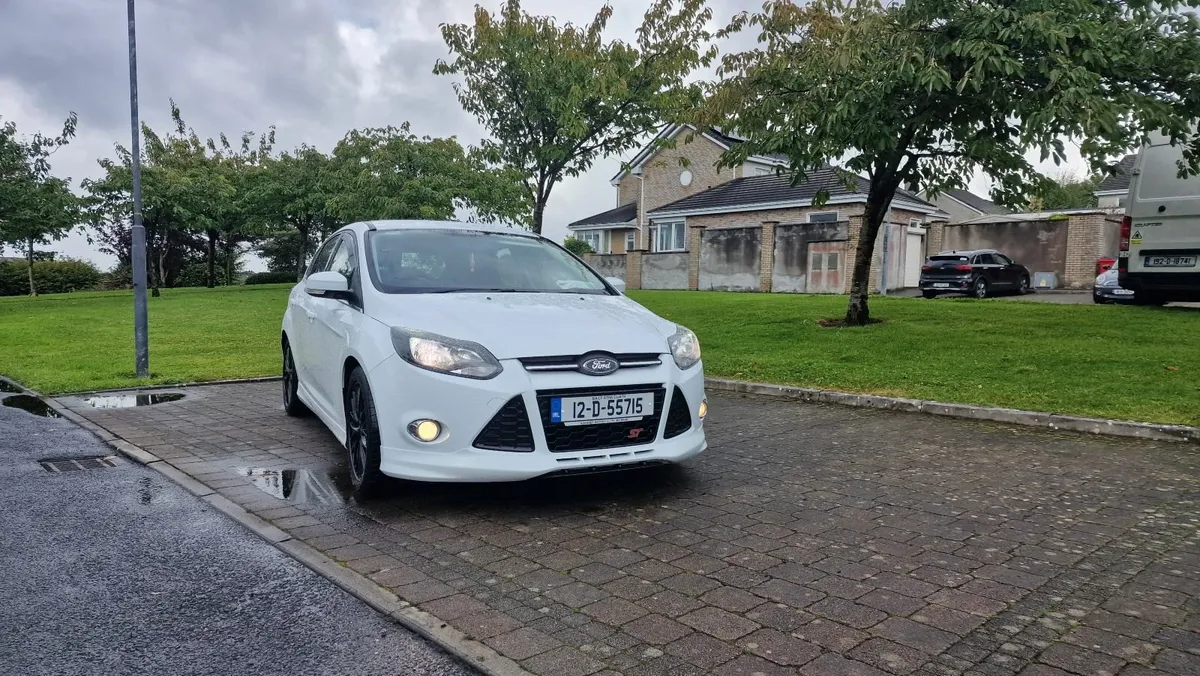Ford Focus 2012 - Image 3
