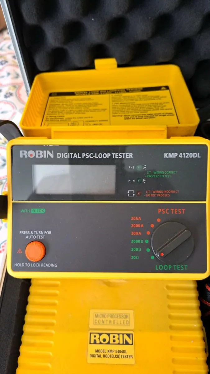 Electrical installation test equipment set. - Image 3