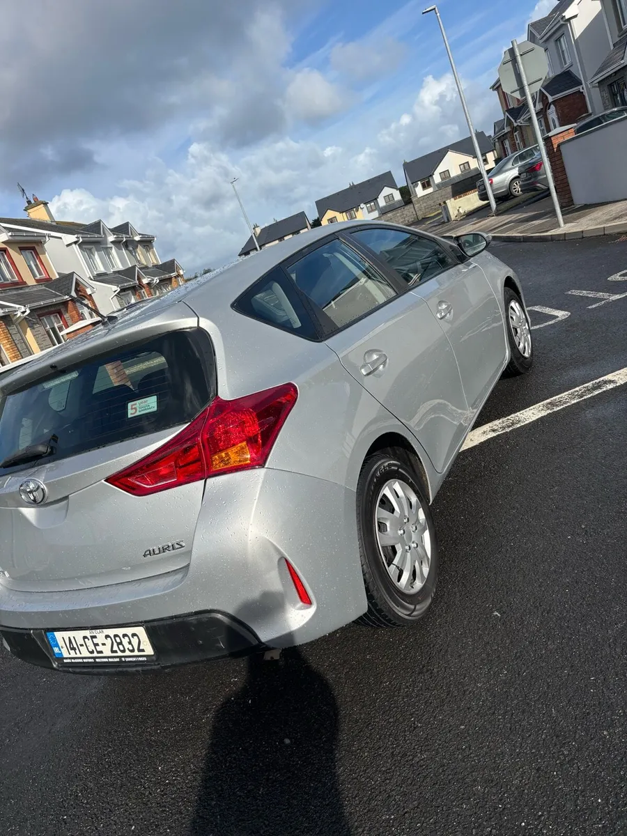 Toyota auris - Image 4