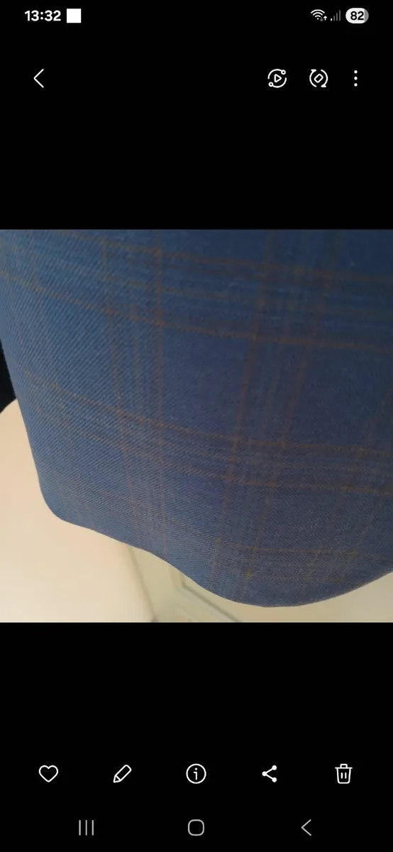 Mens suit - Image 2