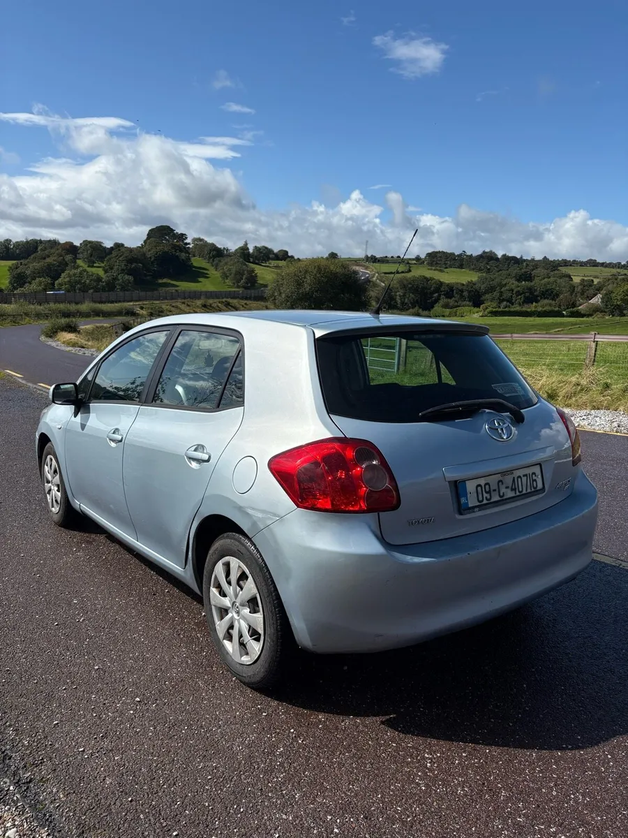Toyota auris petrol - Image 3