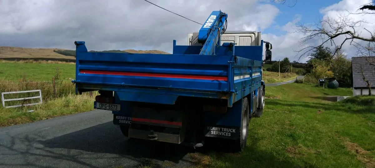 Iveco truck - Image 4
