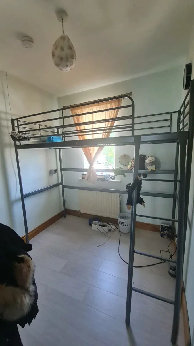 Loft bed - Image 1