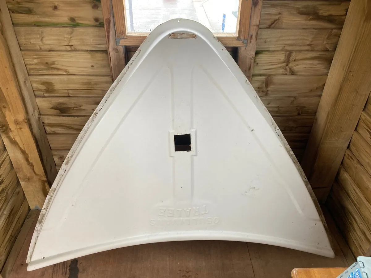 Fibreglass foredeck - Image 2