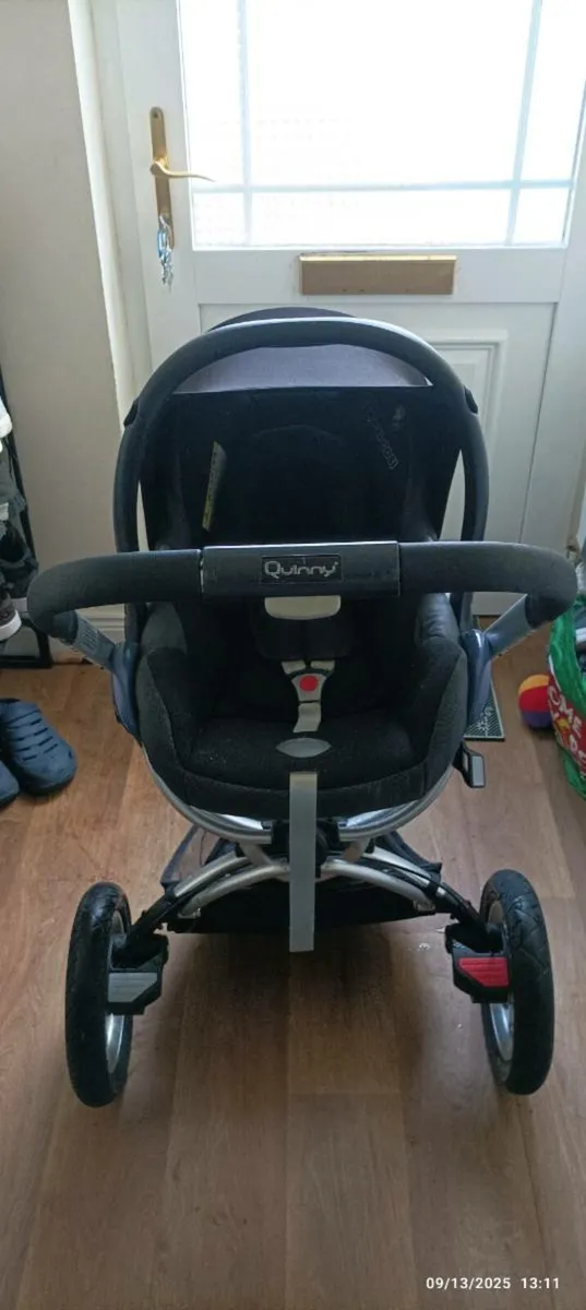 Pram / Stroller - Image 3