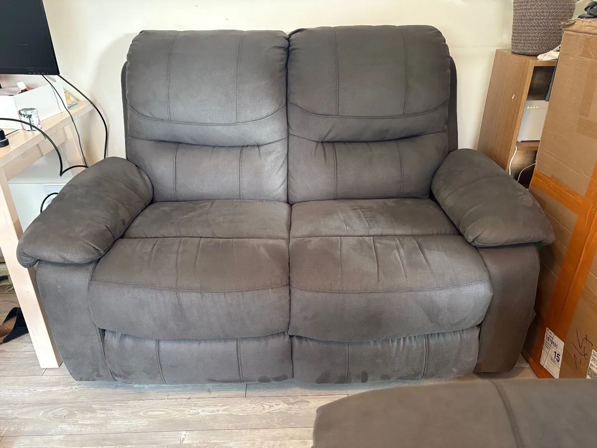Sofas 2 sits - Image 1