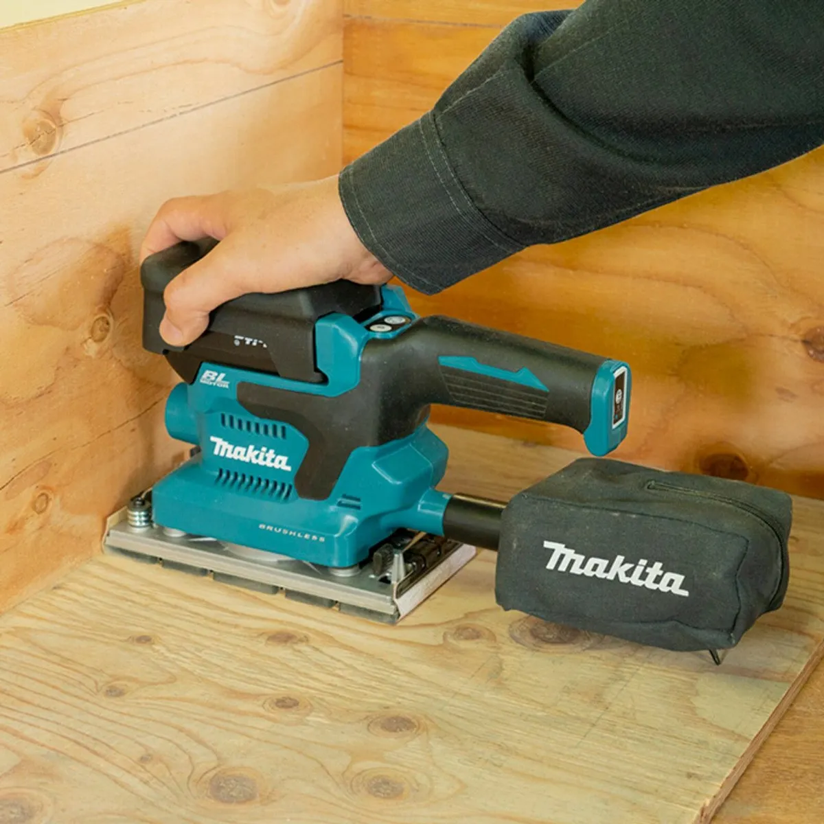 18V Makita Brushless Cordless Sander - Image 2