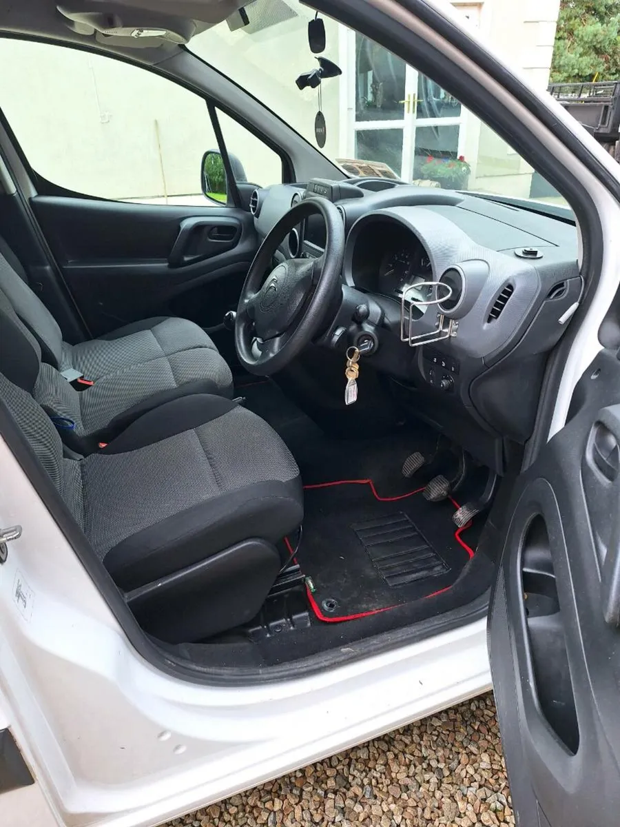 Citroen Berlingo 2018 - Image 2