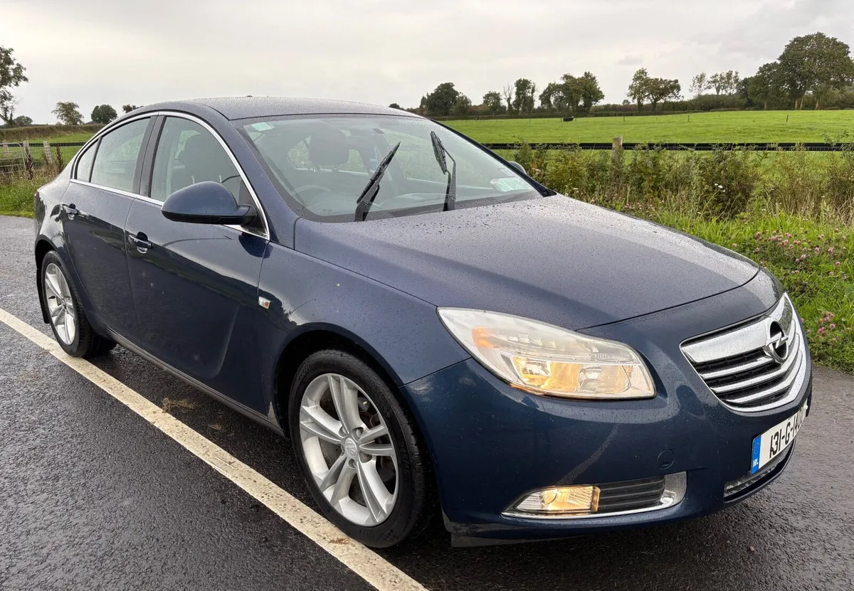Opel Insignia 2.0 Cdti  2013 - Image 1