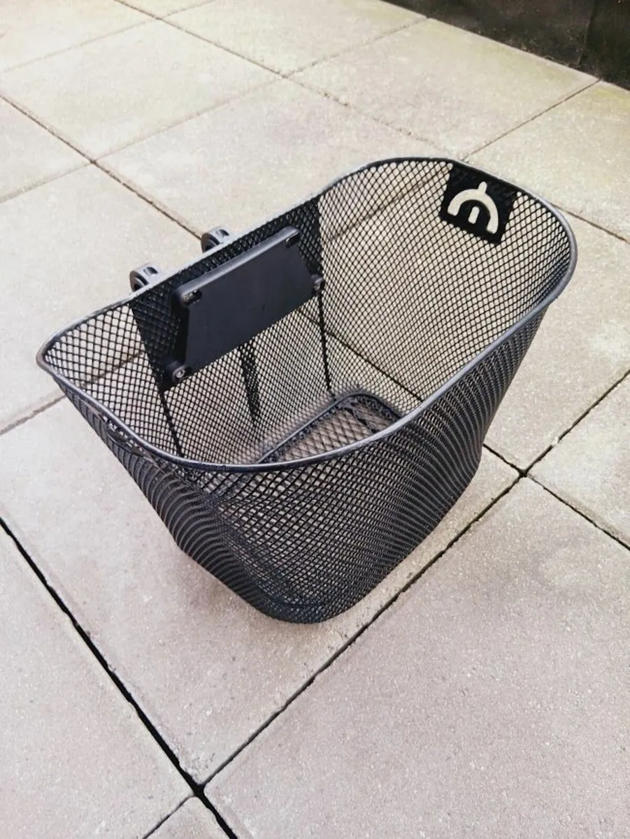 clip on bike basket - Image 1