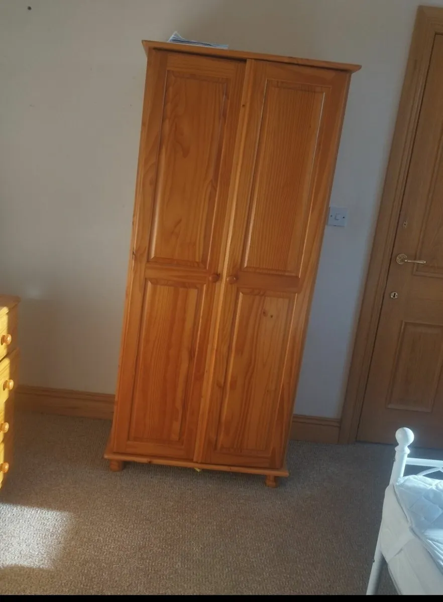 Wardrobe - Image 2