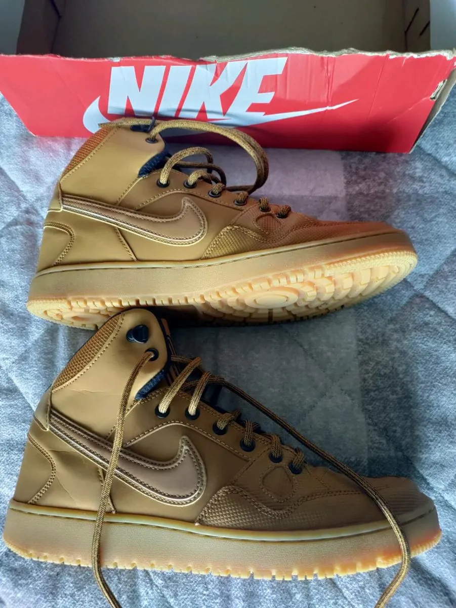Nike Son of Force Winter Mid boot 8uk as New - Image 1