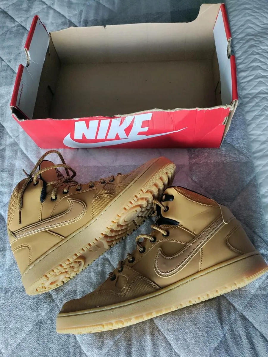 Nike Son of Force Winter Mid boot 8uk as New - Image 4